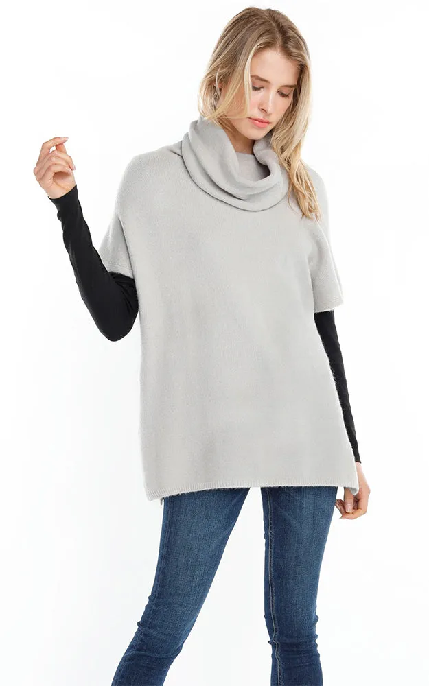 SM951 Basic Turtleneck Poncho