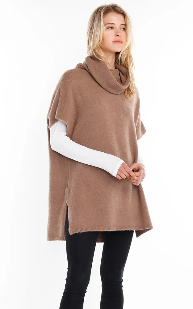 SM951 Basic Turtleneck Poncho